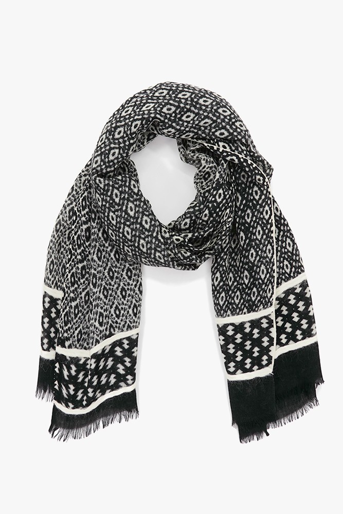 Women's wool scarf with black geometric print