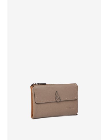Beige leather small wallet