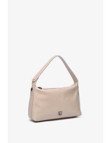 Bolso de hombro en charol beige