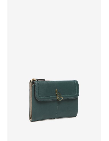 Cartera mediana con solapa en piel verde